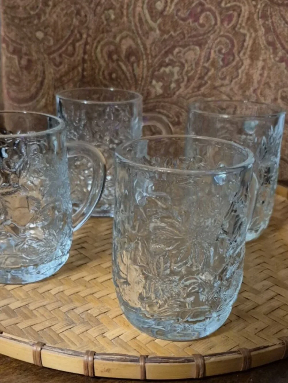 Princess House Fantasia Clear Mugs Set Embossed Poinsettia set of 4